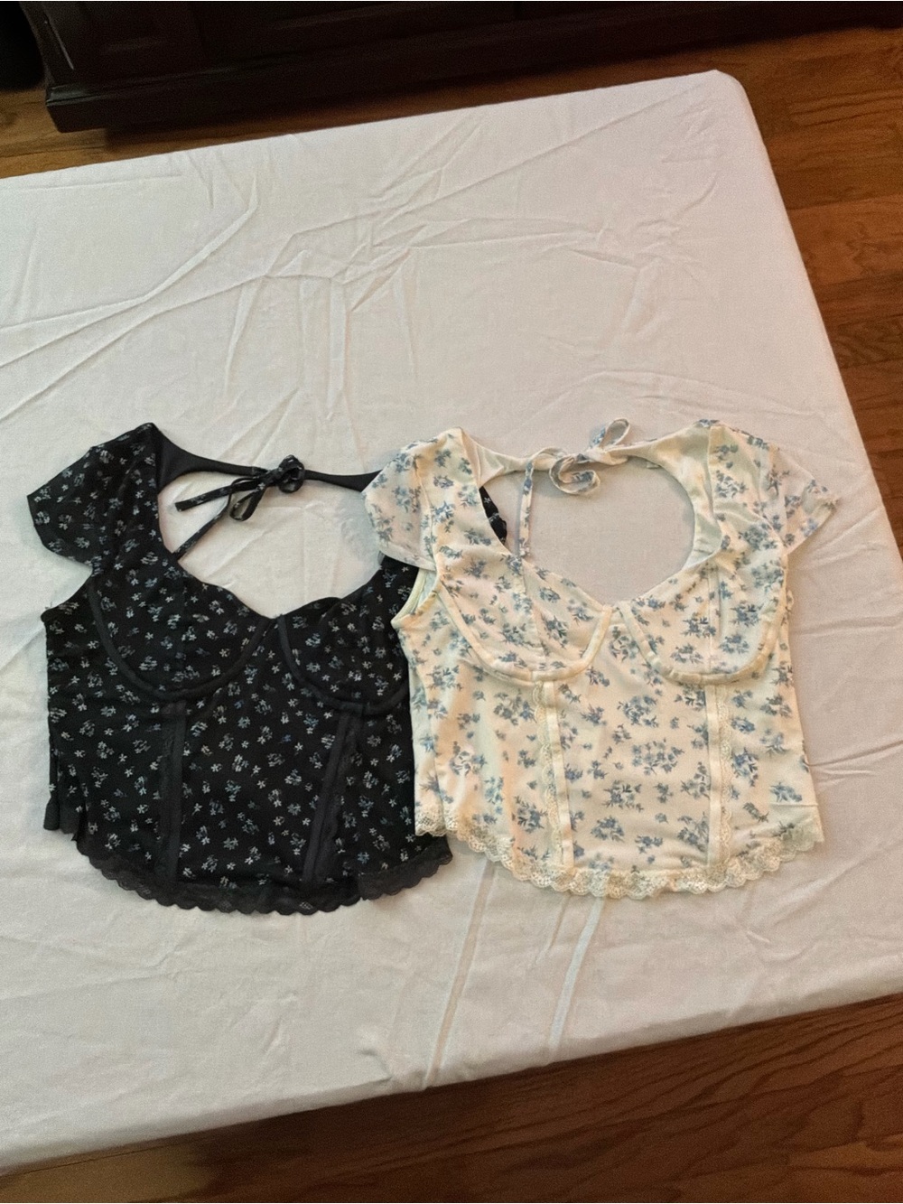 ******* Hippie Rose Floral Lace-Trim Corset Crop Top - Black & Cream b5 *******